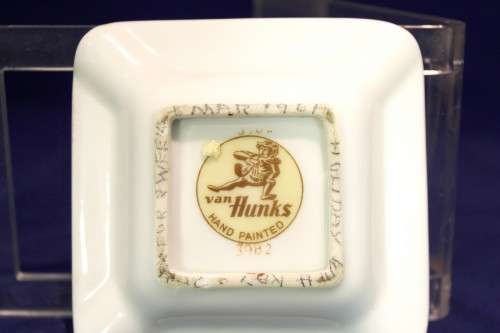 Van Hunks - Ashtray - Heidelberg Cape Province - Hand painted - Beautiful! - Bid Now!!!