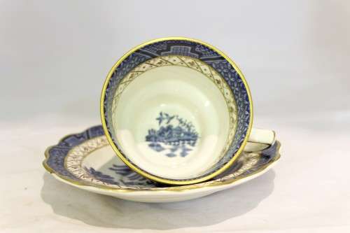 Booths - Real old willow - Blue and white duo - Beautiful! - Bid Now!!!