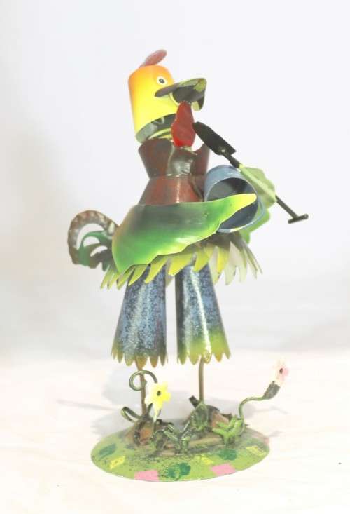 Funky tin chicken mounted on a spring - Beautiful! - Bid Now!!!