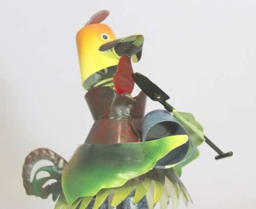 Funky tin chicken mounted on a spring - Beautiful! - Bid Now!!!