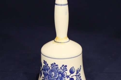 Blue and white bell - Beautiful! - Bid Now!!!