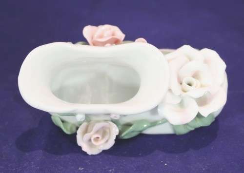 White boot with pink flowers - Beautiful! - Bid Now!!!