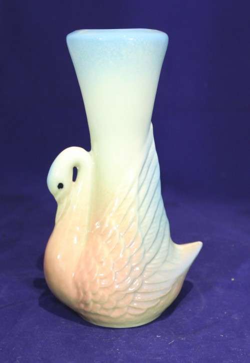 Swan vase - Beautiful! - Bid Now!!!