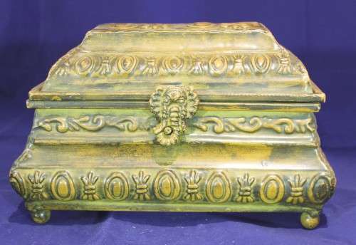 Jewelry box - A large beauty - Unique and detailed - Bid Now!!!