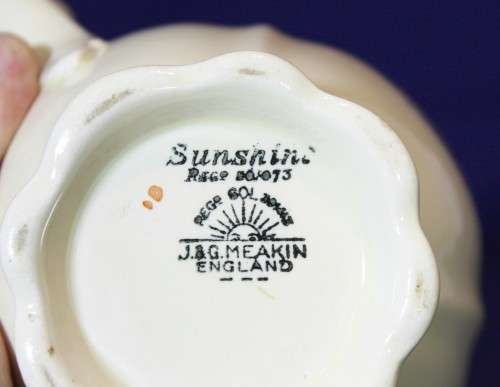 J&G Meakin - Sunshine - Jug - Beautiful! - Bid Now!!!