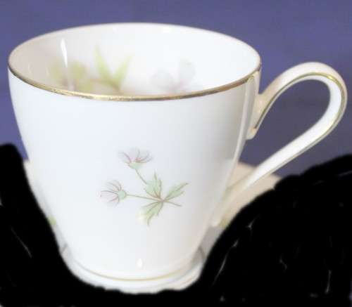 Königliche Porzellan-Manufaktur (KPM) - Krister - Demitasse cup - Beautiful! - Bid Now!!!