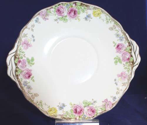 Royal Doulton - English Rose D6071 (Australia) - Cake plate - Beautiful!! - Low price! - Bid now!!