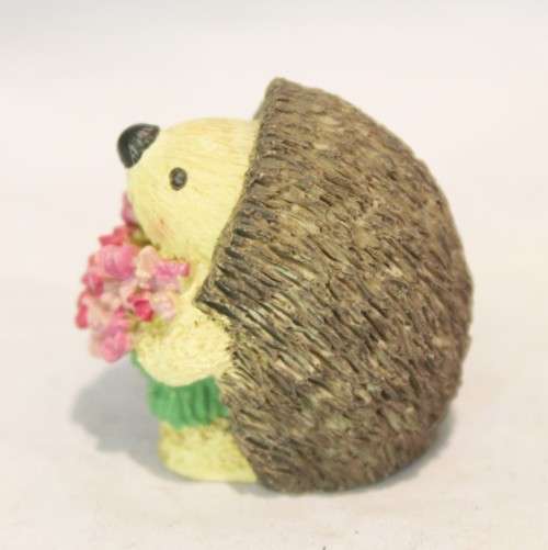 Miniature hedgehog with flowers - Beautiful! - Low price - Bid Now!!!