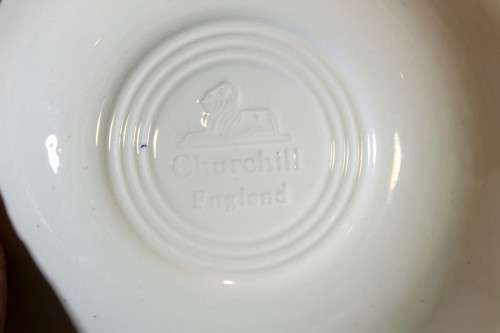 Churchill - Blue Willow - Fruit bowl - Blue and white - Stunning! - Bid Now!!!