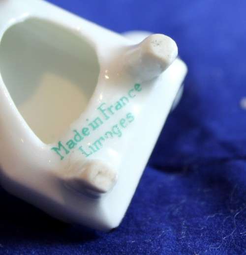 Limoges - Piano and stool - Victorian couple with woman playing music - Beautiful!! Bid now!!