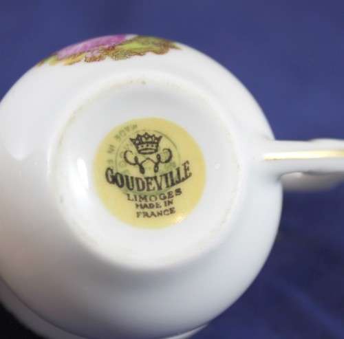 Limoges - Goudeville - Miniature chamber pot - Stunning piece!! - Low price!! - Bid now!!