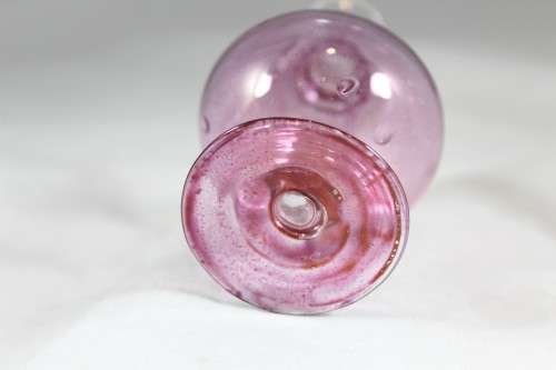 Perfume bottle - Delicate and beautiful! - Purple glass - Bid Now!!!