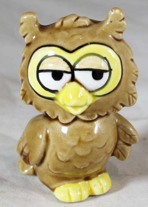 Sassy Little Brown and Yellow Owl - Adorable!! - Bid Now!