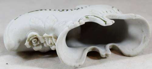 White Boot with Flowers - Gorgeous!! - Bid Now!