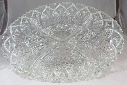 Footed Glass Sweet Bowl - Absolutely Stunning!! - Bid Now!