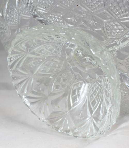 Footed Glass Sweet Bowl - Absolutely Stunning!! - Bid Now!