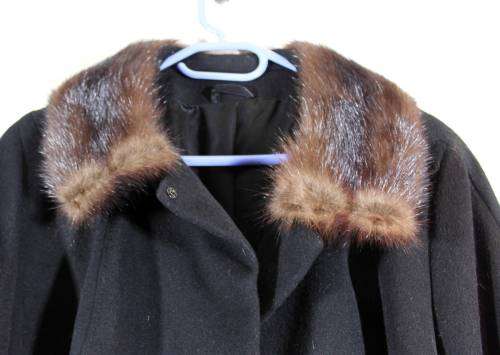 Luxury Broad Cloth - Vintage Ladies Jacket - Gorgeous!! - Bid Now!!!