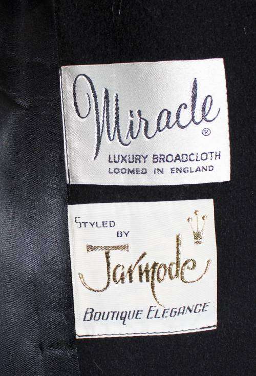 Luxury Broad Cloth - Vintage Ladies Jacket - Gorgeous!! - Bid Now!!!