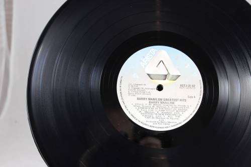 Barry Mani Low - Greatest Hits - Arista Records 1979 - Bid Now!!!