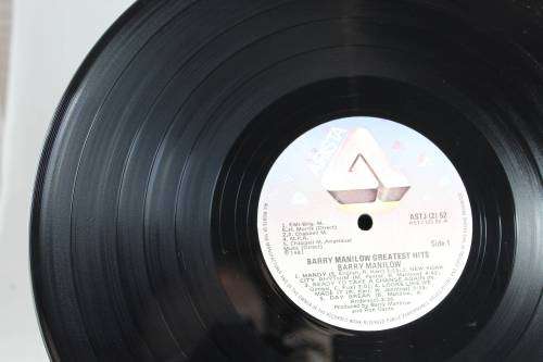Barry Mani Low - Greatest Hits - Arista Records 1979 - Bid Now!!!