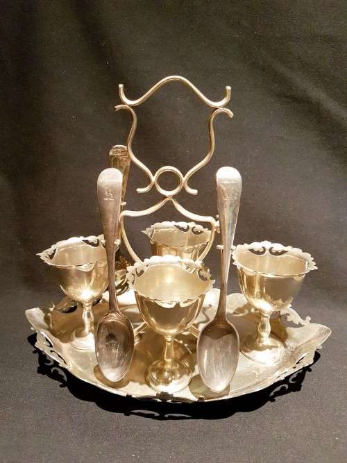 Silver Egg Set - 552 Silver Plate - Stunning!! - Bid Now!!!