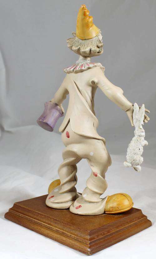 Clown Pulling a Rabbit out of a Hat - Italy - Beautiful!! - Bid Now!