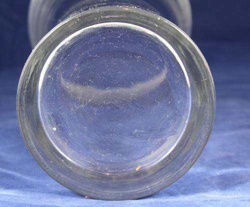 Glass Vase - A Stunner!! - Bid Now!