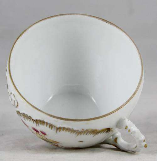 Tea Cup - White with Embossing - Bid Now!!!