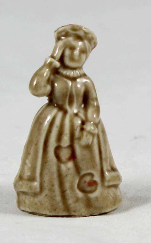 Wade England - Tea Figurine - Miniature Lady - Bid Now!!!