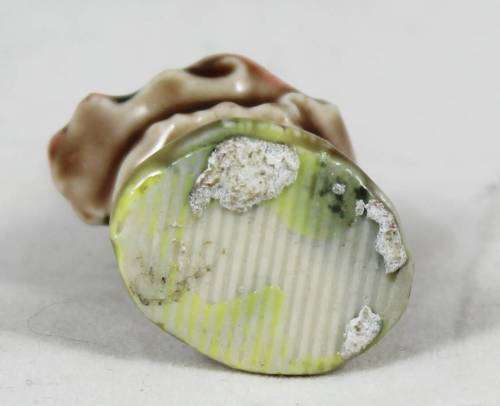 Wade England - Tea Figurine - Miniature Red Riding Hood - Bid Now!!!