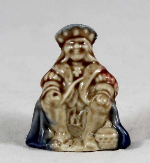 Wade England - Tea Figurine - Miniature Man with a Pipe - Bid Now!!!