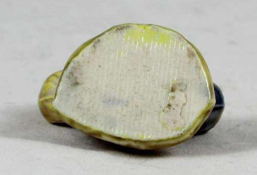 Wade England - Tea Figurine - Miniature Girl with a Bucket - Bid Now!!!