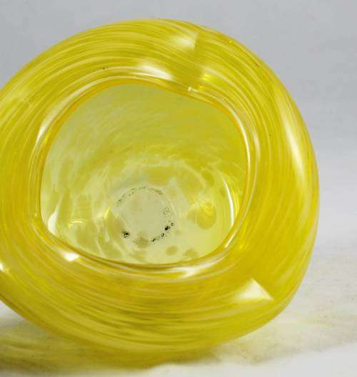 Art Glass - Yellow Ashtray - Bid Now!!!
