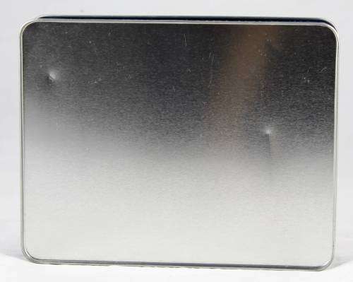 Starbrook Airlines - Vintage Look Tin - Bid Now!!!