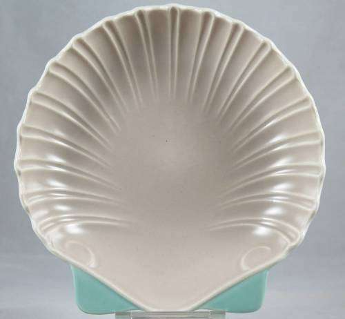 Poole England - Shell Shaped Dish - Bid Now!!!