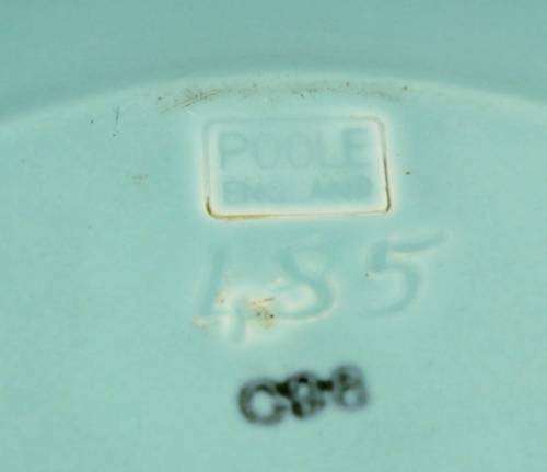 Poole England - Shell Shaped Dish - Bid Now!!!