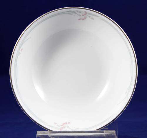 Royal Doulton - Carnation (H 5084) - Pudding Bowl - Bid Now!!!