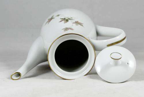 RC - Benita - Tea Set - Bid Now!!!