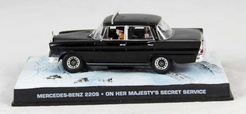 A stunning James Bond Mercedes Benz 220S from "On Her Majesty's Secret Service"!!  Bid now!!