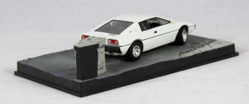 A stunning James Bond Lotus Esprit from "The Spy Who Loved Me"!!  Bid now!!