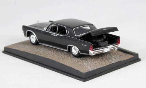A stunning James Bond Lincoln Continental from "Goldfinger"!!  Bid now!!