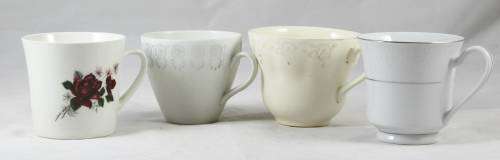 4 Cups - Assorted - Bid Now!!!