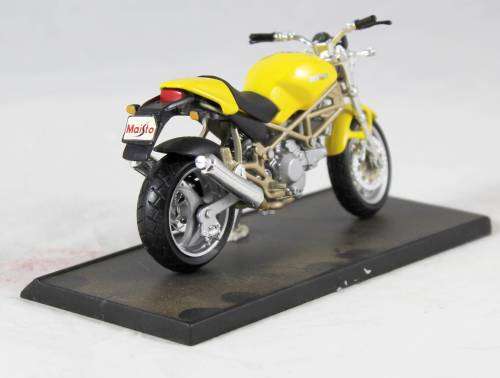 Maisto - Ducati Monster900 - Bid now!!