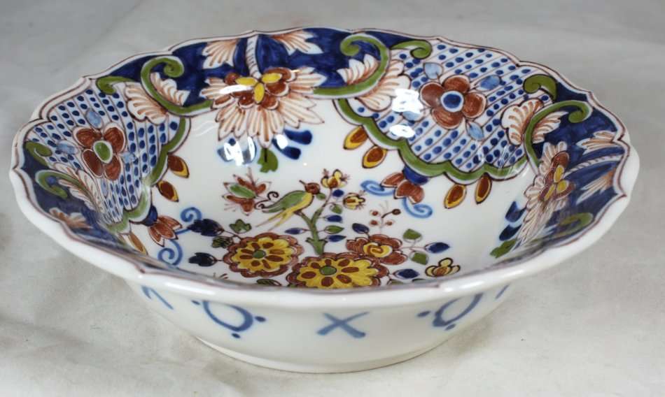 Makkum Holland - Wall Bowl - Bid Now!!!