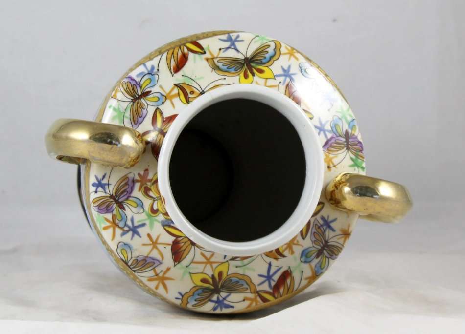 Royal Satsuma - 2 Handled Vase - Bid Now!!