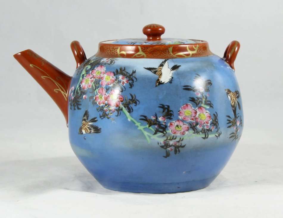 Vintage - Oriental Tea Pot - Bid Now!!