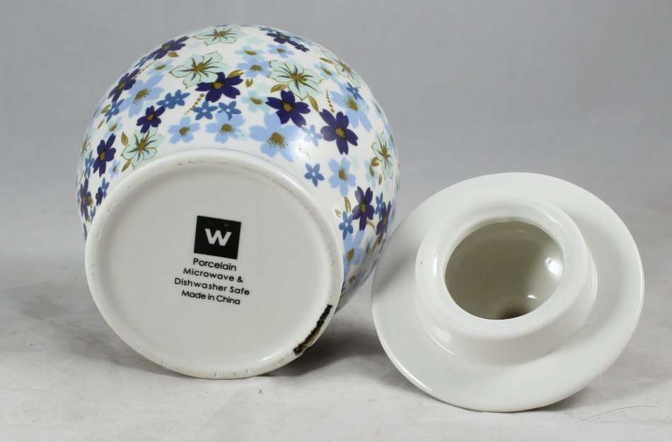 Ginger Jar - With Lid - Bid Now!!