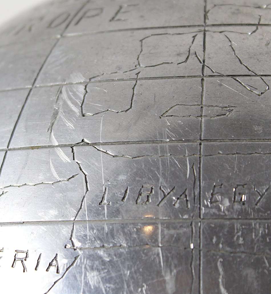 Globe On Molded Feet - Aluminium - Bid Now!!!