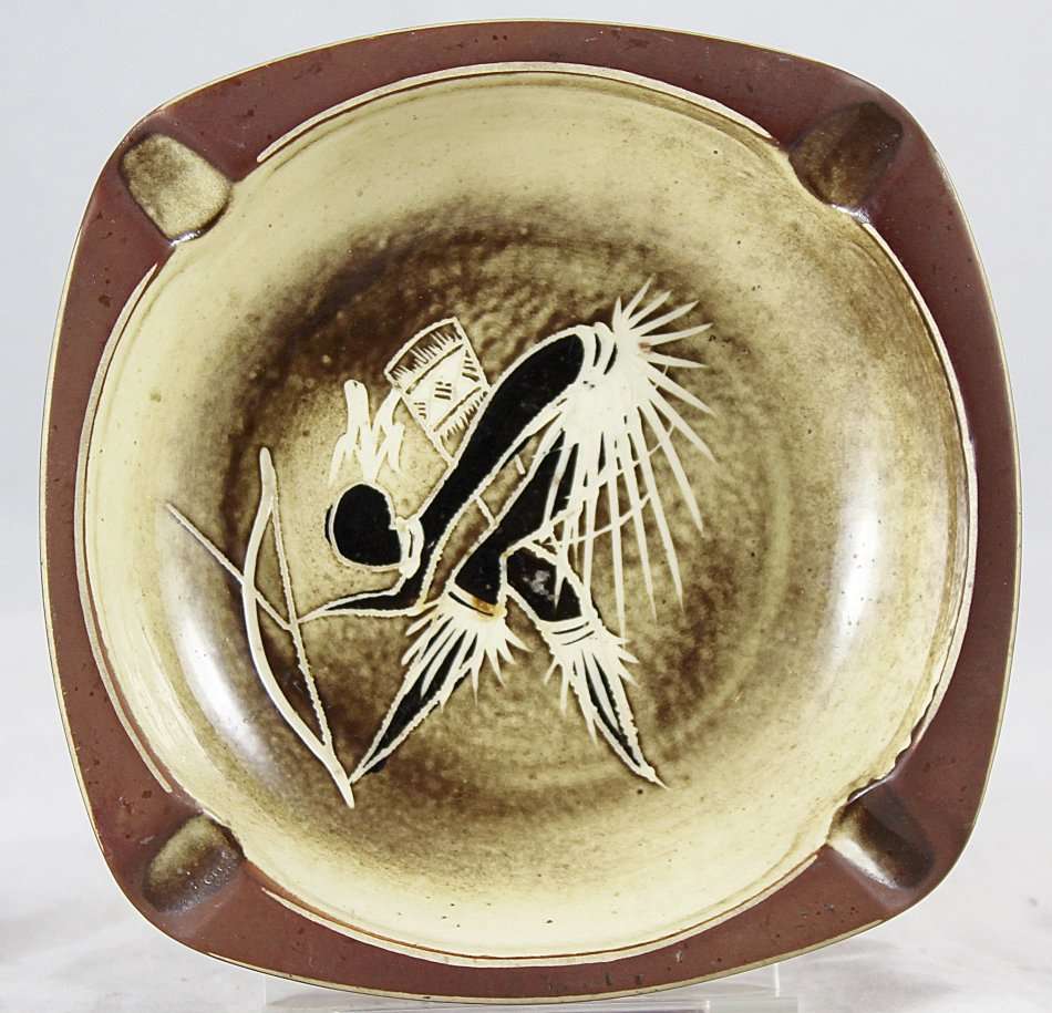 Crescent - Ashtray - Bid Now!!!