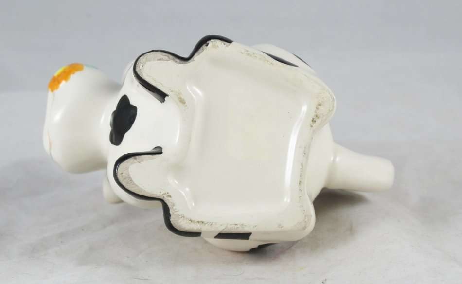 Funky cow - pen holder